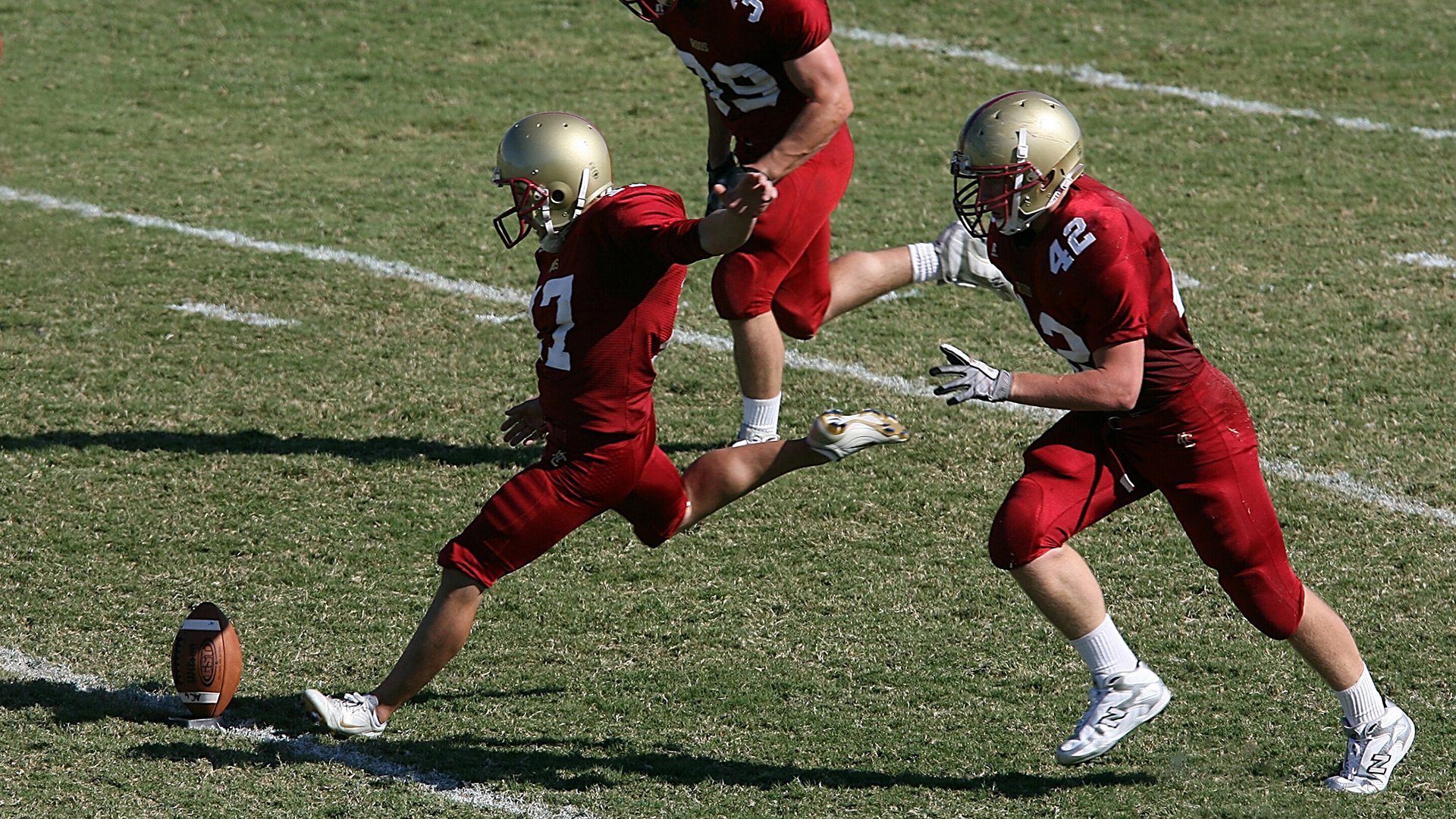田径选手生涯规划指导系统推广试点，田径计划
